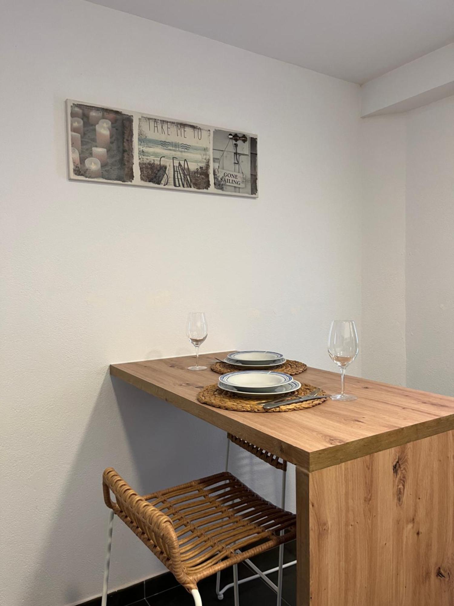 Tramuntaneta Apartment L' Escala Екстериор снимка